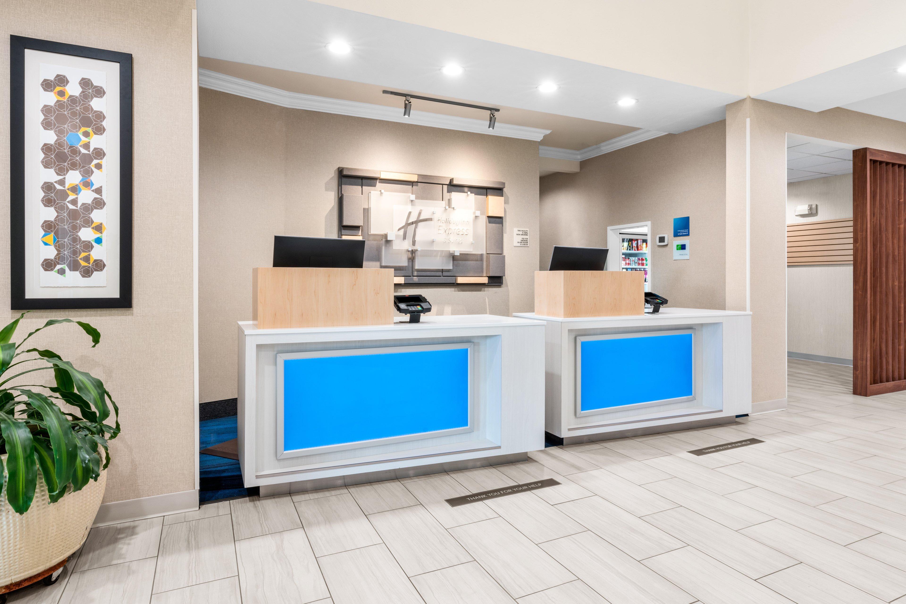 Holiday Inn Express And Suites Klamath Кламат Фолс Экстерьер фото