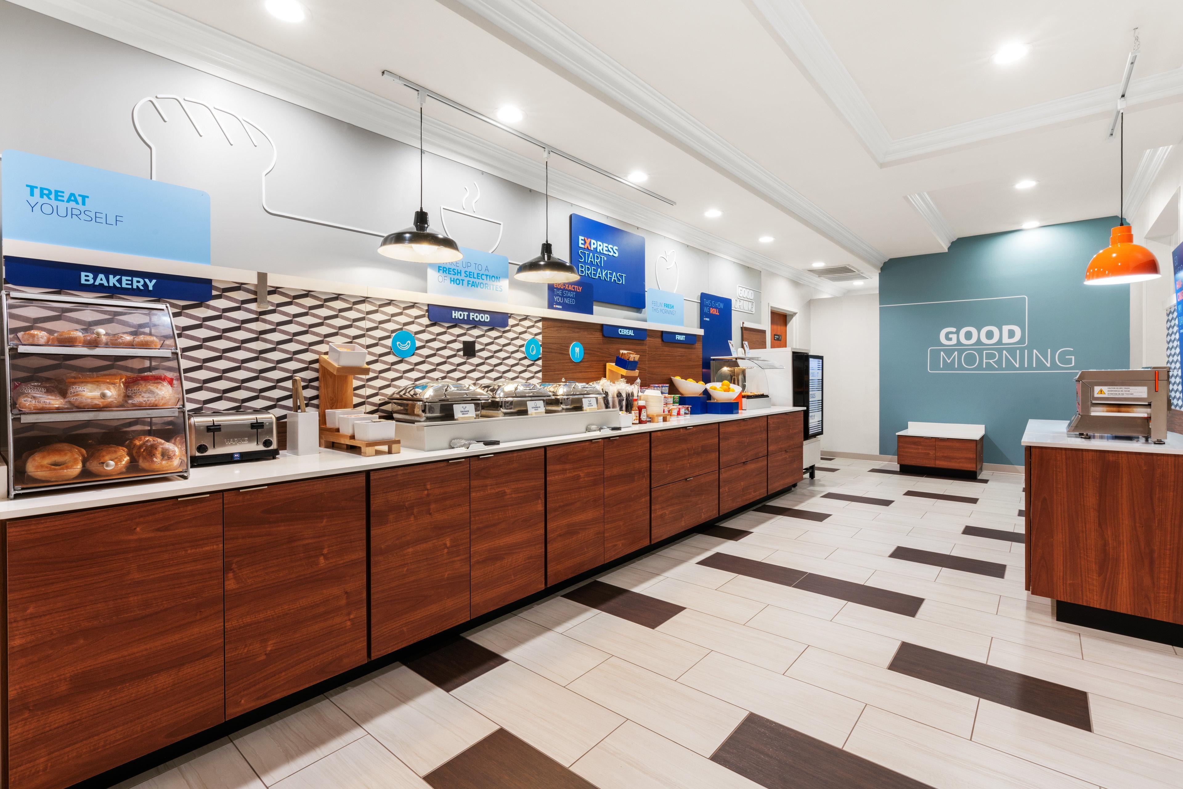 Holiday Inn Express And Suites Klamath Кламат Фолс Экстерьер фото